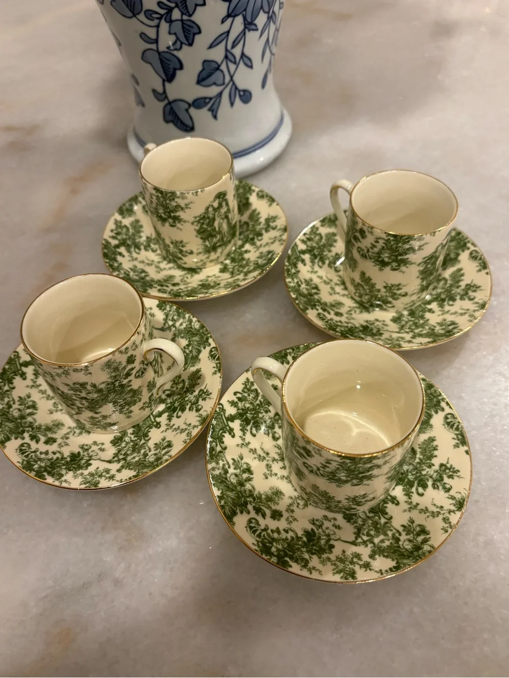 Classic Green Floral Porcelain Teacup and Saucer Set - 4 Piece